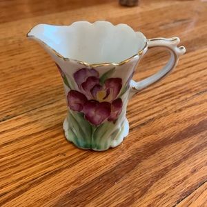 Occupied Japan white w hand painted iris flowers creamer/mini pitcher 2.5” high